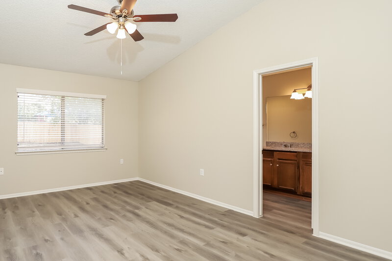 2,650/Mo, 16118 Rocky Crk San Antonio, TX 78247 Main Bedroom View