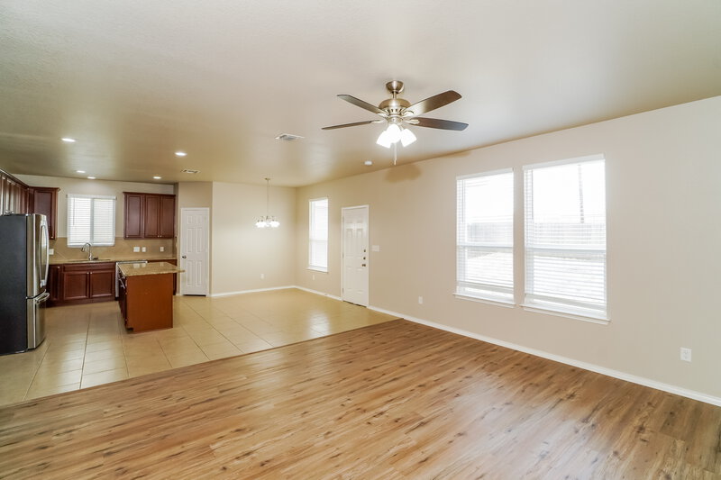 2,055/Mo, 6611 Port Elizabeth Converse, TX 78109 Misc View 3