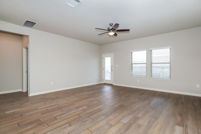 1,870/Mo, 1417 Arcadian Lily San Antonio, TX 78245 Living Room View