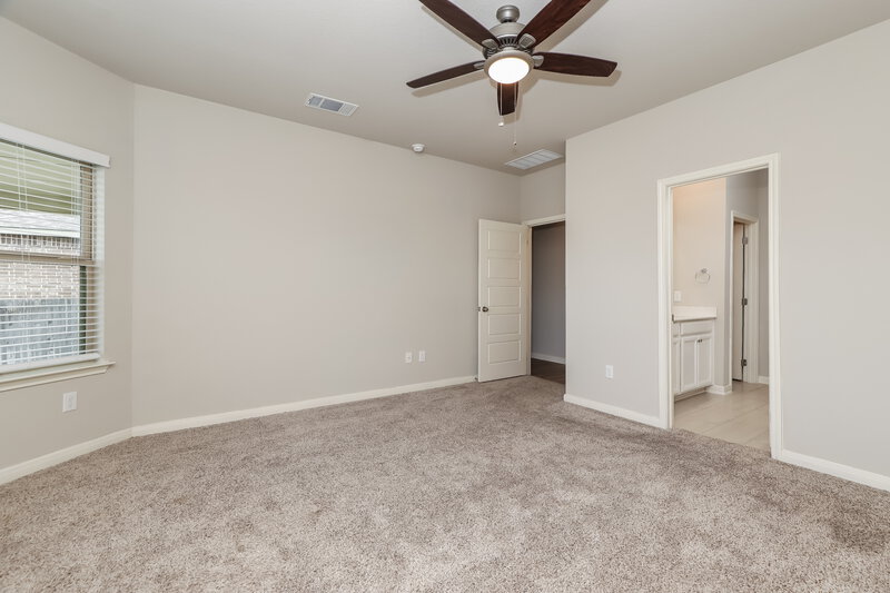 1,870/Mo, 1417 Arcadian Lily San Antonio, TX 78245 Main Bedroom View 2