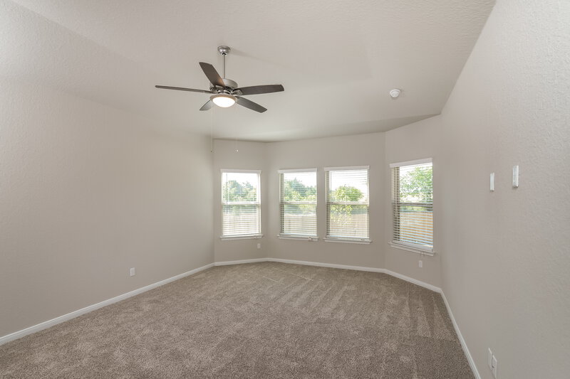 3,545/Mo, 304 Shelton Pass Cibolo, TX 78108 Main Bedroom View