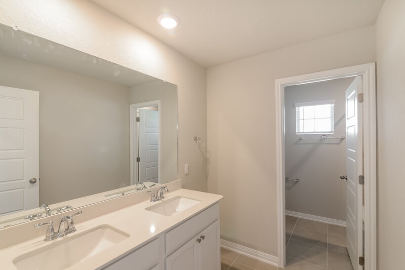 3,545/Mo, 304 Shelton Pass Cibolo, TX 78108 Bathroom View