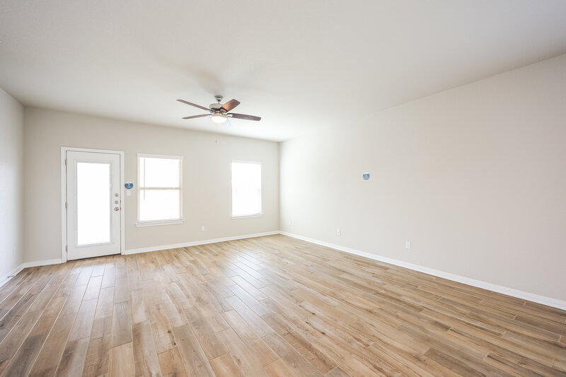 2,450/Mo, 308 Goodfella Ave Cibolo, TX 78108 Living Room View