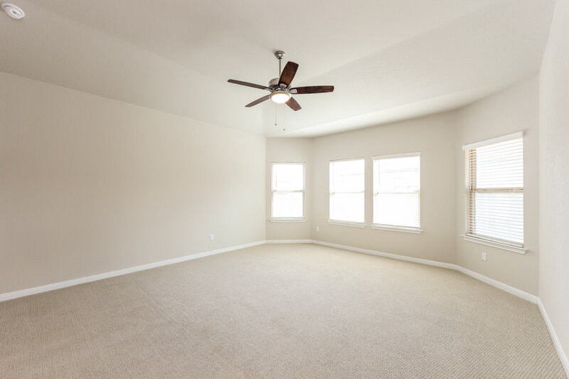 2,450/Mo, 308 Goodfella Ave Cibolo, TX 78108 Main Bedroom View