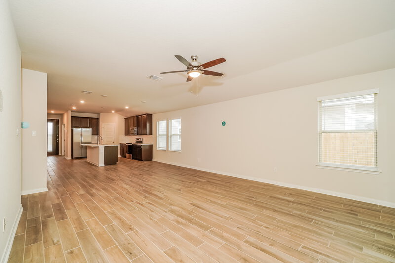 2,255/Mo, 1244 Ella Xing New Braunfels, TX 78130 Living Room View
