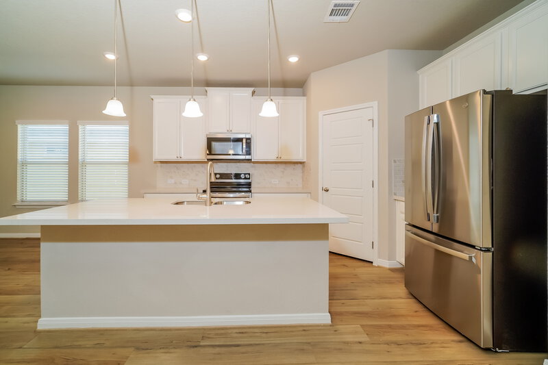 2,795/Mo, 1277 Ella Xing New Braunfels, TX 78130 Kitchen View