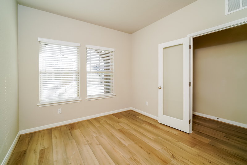 2,795/Mo, 1277 Ella Xing New Braunfels, TX 78130 Office View