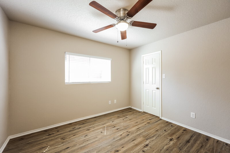 1,645/Mo, 4431 Mystic Sunrise Dr San Antonio, TX 78244 Bedroom View 2