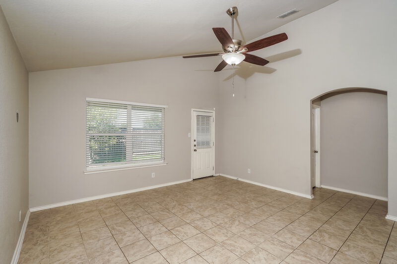 2,420/Mo, 10135 Strasbourg Way Schertz, TX 78154 Living Room View