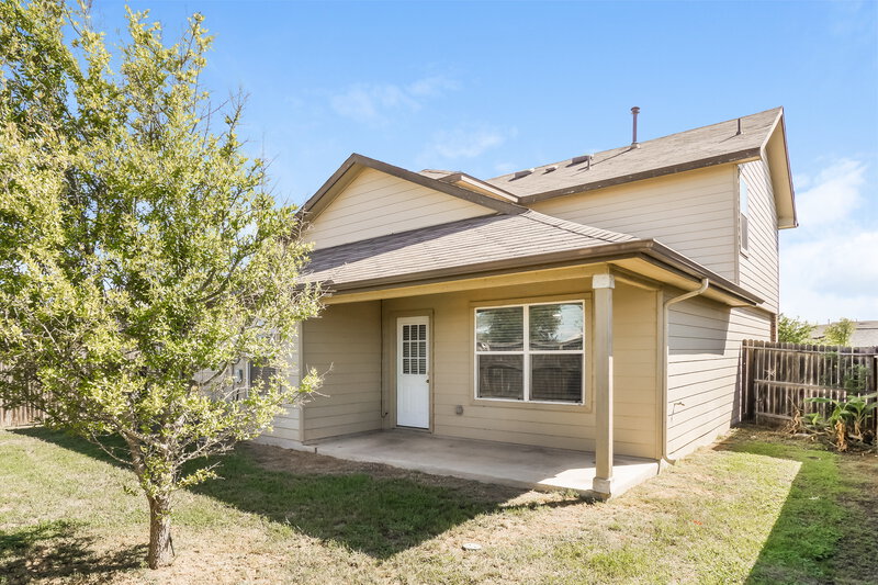 2,420/Mo, 10135 Strasbourg Way Schertz, TX 78154 Rear View