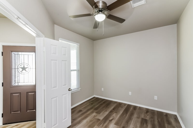1,770/Mo, 4423 Wrangler Vw San Antonio, TX 78223 Bedroom View