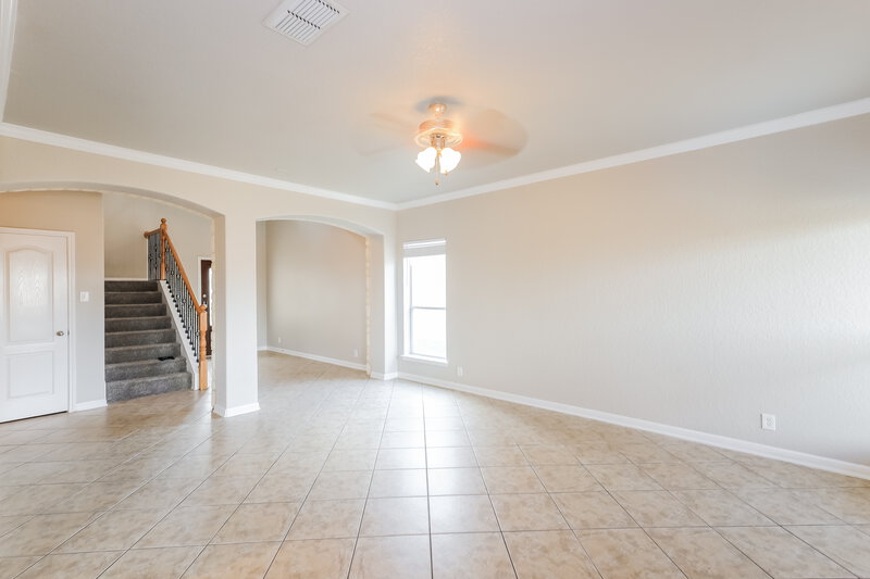 2,240/Mo, 9735 Mill Path San Antonio, TX 78254 Living Room View 2