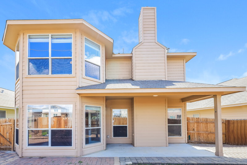 2,240/Mo, 9735 Mill Path San Antonio, TX 78254 Rear View