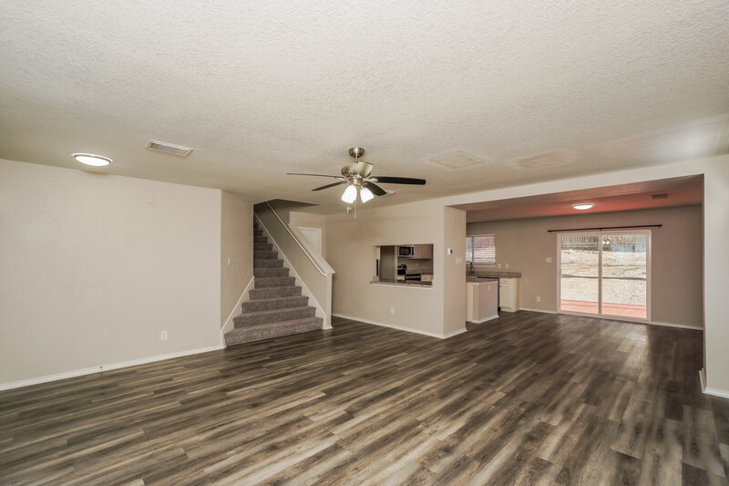 1,730/Mo, 14430 Bowhill Gln Live Oak, TX 78233 Living Room View 2