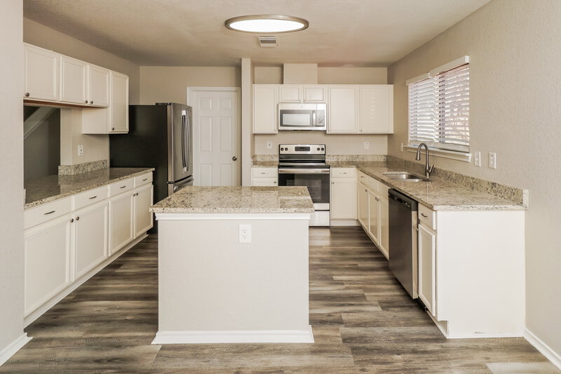 1,730/Mo, 14430 Bowhill Gln Live Oak, TX 78233 Dining Room View