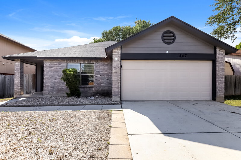 1,820/Mo, 1507 Perryton San Antonio, TX 78251 External View