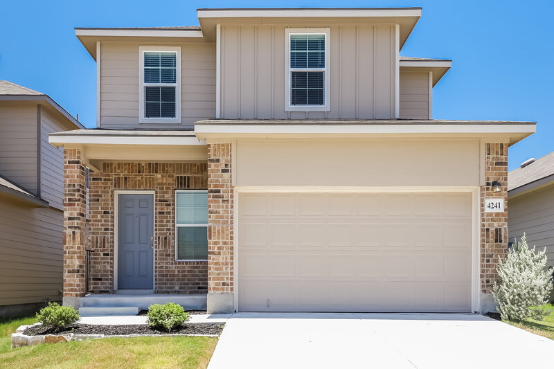 1,930/Mo, 4241 Fort Palmer Blvd Saint Hedwig, TX 78152 External View