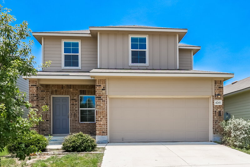 1,615/Mo, 4241 Fort Palmer Blvd Saint Hedwig, TX 78152 External View