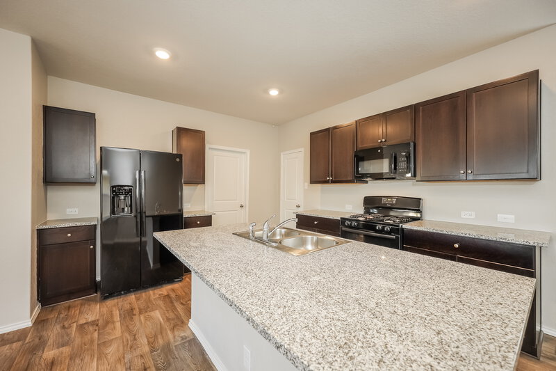 1,930/Mo, 4241 Fort Palmer Blvd Saint Hedwig, TX 78152 Kitchen View
