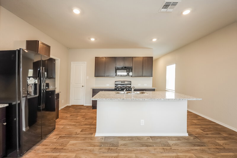 1,930/Mo, 4241 Fort Palmer Blvd Saint Hedwig, TX 78152 Kitchen View 2