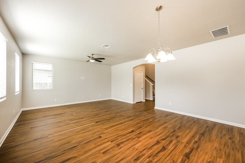 1,950/Mo, 8230 Broussard San Antonio, TX 78253 Dining Room View