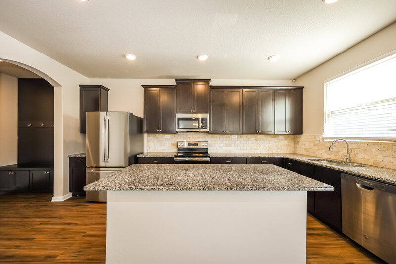 1,950/Mo, 8230 Broussard San Antonio, TX 78253 Kitchen View
