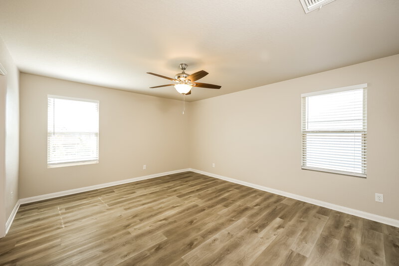 1,950/Mo, 8230 Broussard San Antonio, TX 78253 Main Bedroom View