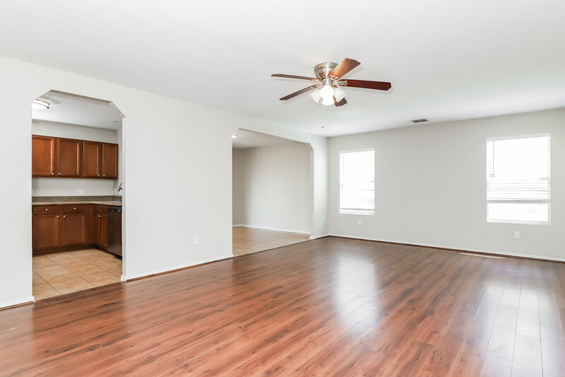 1,445/Mo, 11911 Pure Silver San Antonio, TX 78254 Living Room View 2