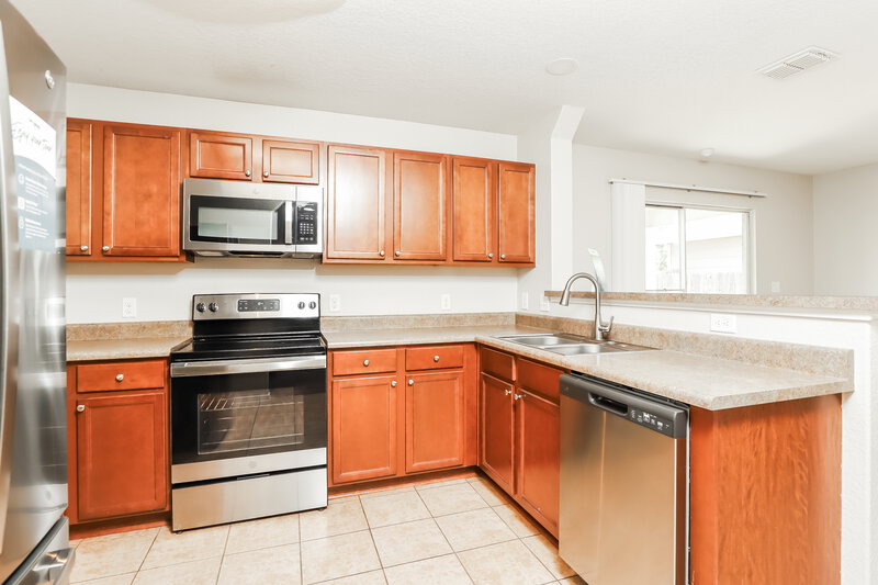 1,445/Mo, 11911 Pure Silver San Antonio, TX 78254 Kitchen View 2