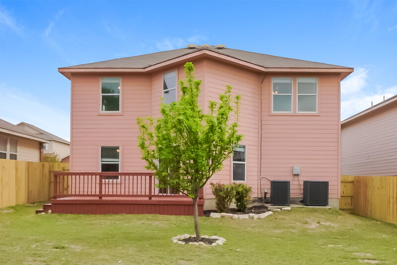 2,235/Mo, 11012 Dublin Pl San Antonio, TX 78254 Rear View