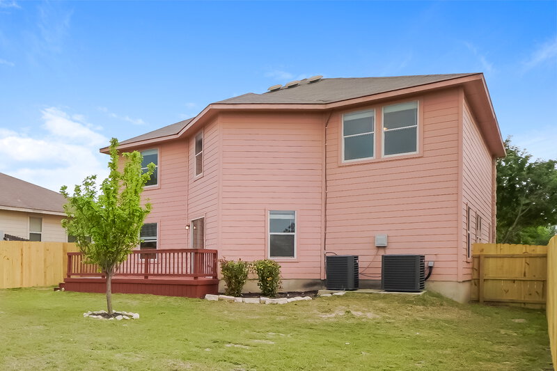 2,235/Mo, 11012 Dublin Pl San Antonio, TX 78254 Rear View 2