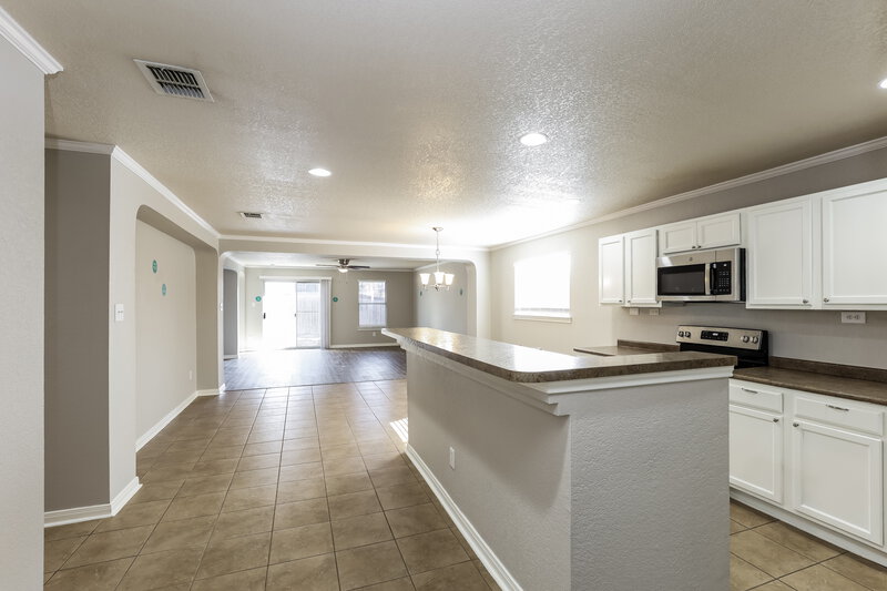 1,900/Mo, 5729 Maxfli Dr Schertz, TX 78108 Kitchen View