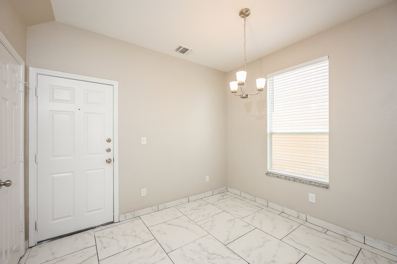 1,580/Mo, 11843 Twin Oaks Path San Antonio, TX 78254 Dining Room View 2