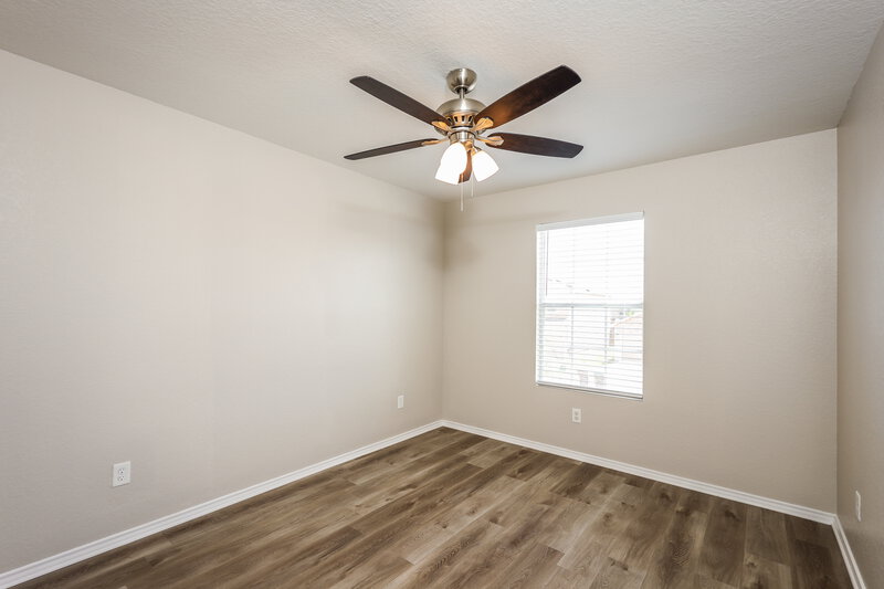 1,580/Mo, 11843 Twin Oaks Path San Antonio, TX 78254 Bedroom View