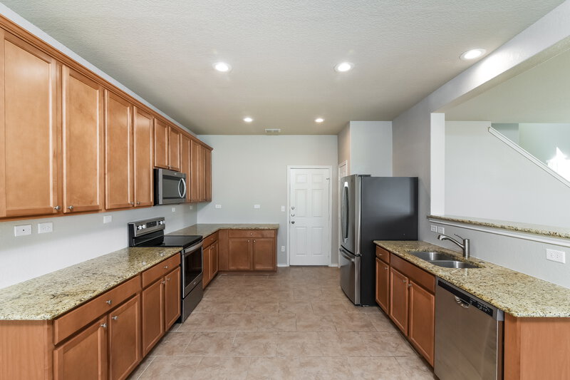 1,960/Mo, 10815 Noble Cyn San Antonio, TX 78254 Kitchen View 2
