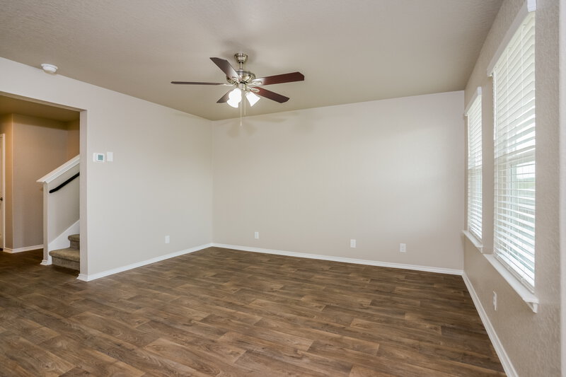 1,740/Mo, 121 Moscovy Duck San Antonio, TX 78253 Living Room View 2