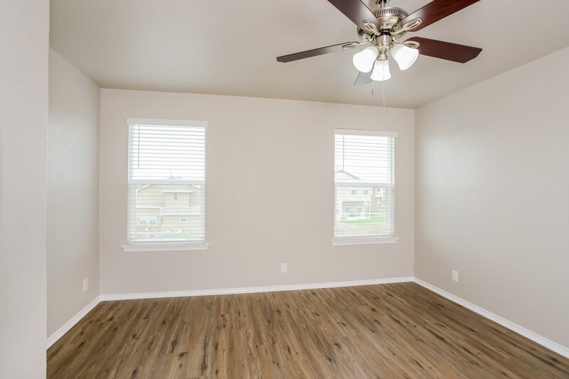 1,740/Mo, 121 Moscovy Duck San Antonio, TX 78253 Main Bedroom View