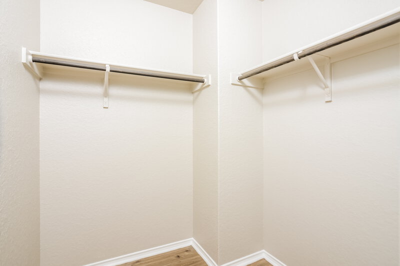 1,740/Mo, 121 Moscovy Duck San Antonio, TX 78253 Walk In Closet View