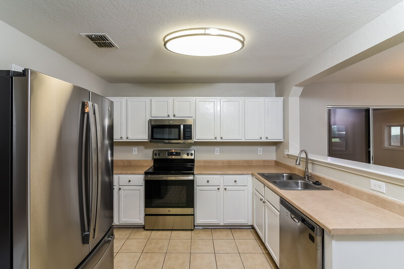 1,715/Mo, 12315 Java Wood San Antonio, TX 78254 Kitchen View