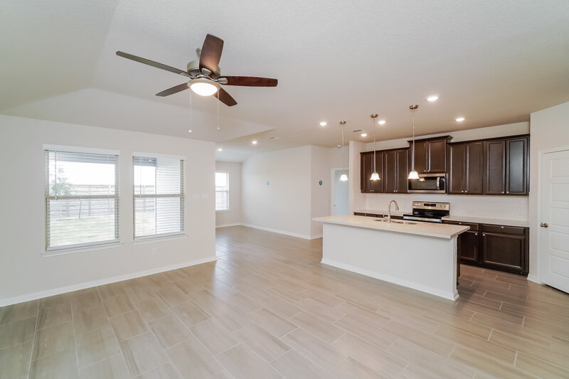 2,205/Mo, 695 Myrtle Path New Braunfels, TX 78130 Living Room View 2