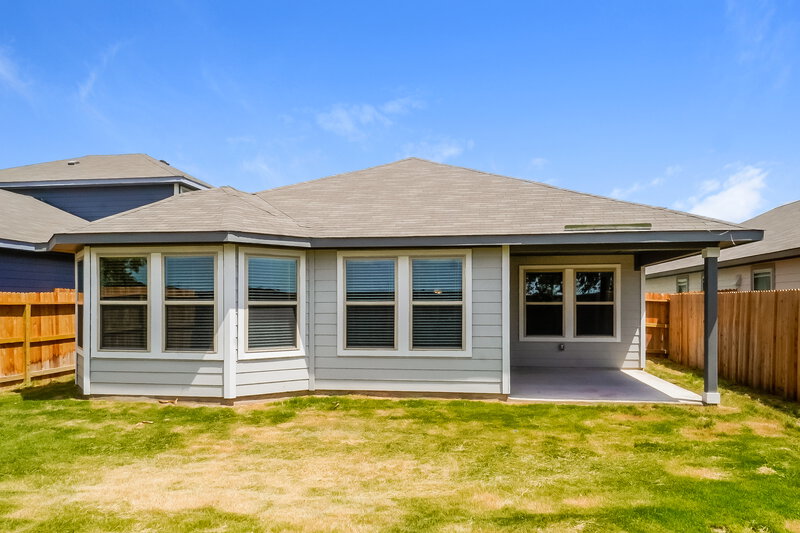2,205/Mo, 695 Myrtle Path New Braunfels, TX 78130 Rear View