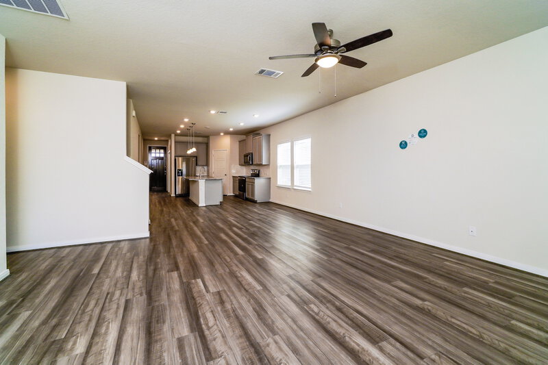 2,200/Mo, 1248 Ella Xing New Braunfels, TX 78130 Living Room View 2
