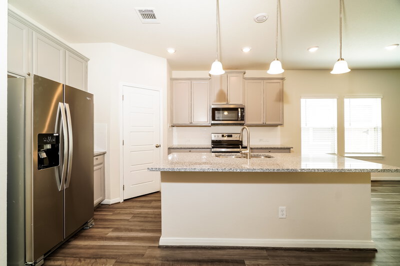 2,200/Mo, 1248 Ella Xing New Braunfels, TX 78130 Kitchen View