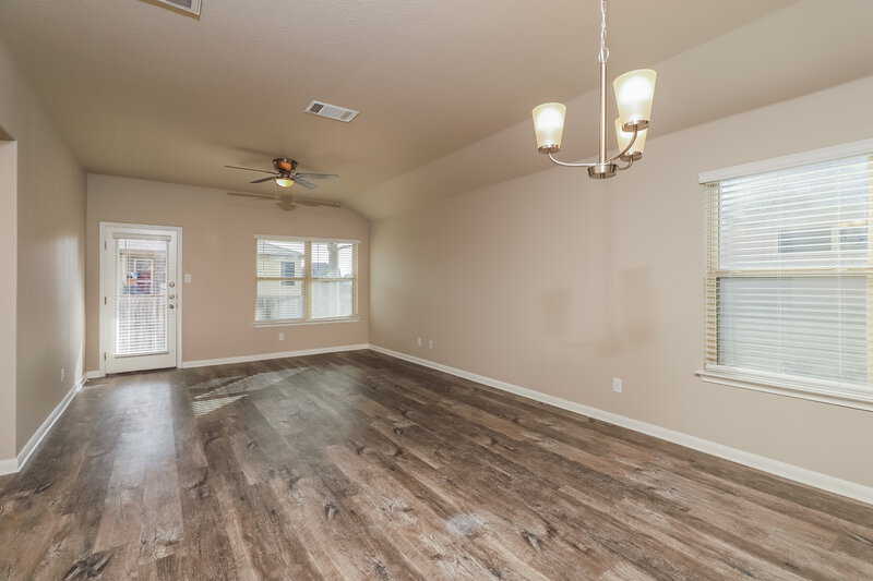1,890/Mo, 2677 McCrae New Braunfels, TX 78130 Dining Room View