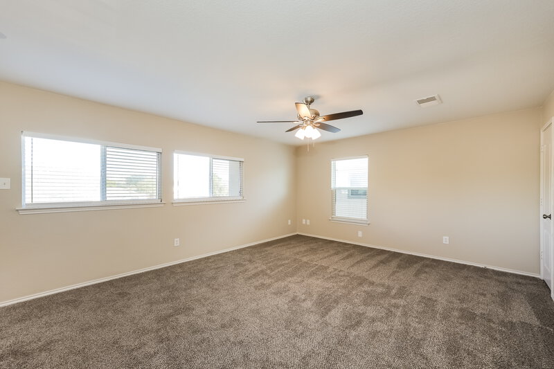2,130/Mo, 1239 Butler Dr San Antonio, TX 78251 Family Room View