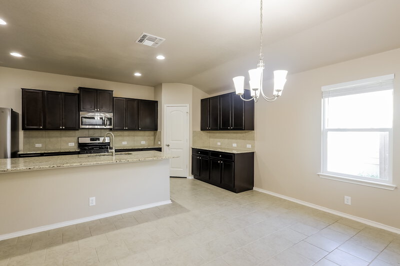 2,060/Mo, 15147 Cinnamon Teal San Antonio, TX 78253 Dining Room View