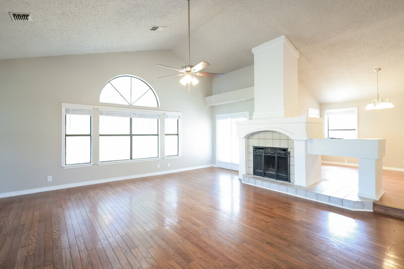 1,755/Mo, 8374 Slippery Rock San Antonio, TX 78251 Living Room View