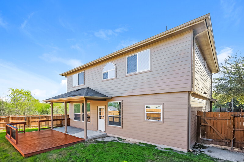 1,685/Mo, 11603 Poppy Sands San Antonio, TX 78245 Rear View