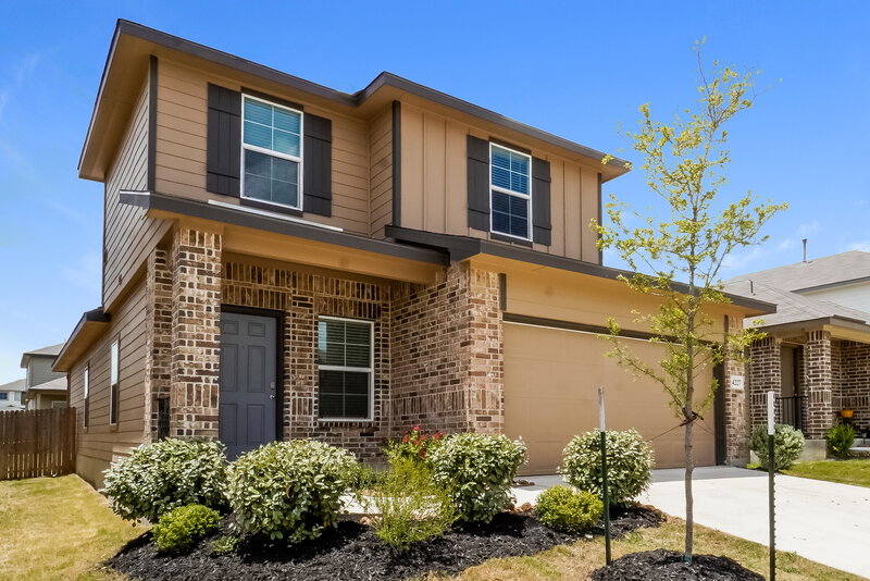 1,565/Mo, 4227 Busbee Flds Saint Hedwig, TX 78152 Front View