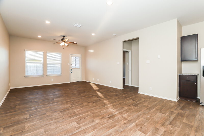 1,535/Mo, 4227 Busbee Flds Saint Hedwig, TX 78152 Living Room View